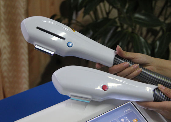 صالون IPL جهاز إزالة الشعر الأراضي الفلسطينية المحتلة لتصغير حجم المسامات الموسع / رفع وتشديد الثدي